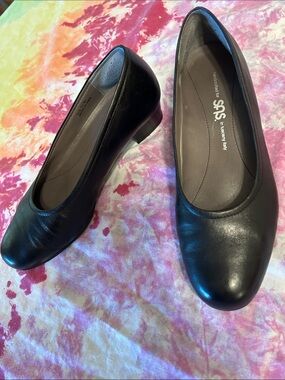 SAS Regina comfort pumps size 7.5